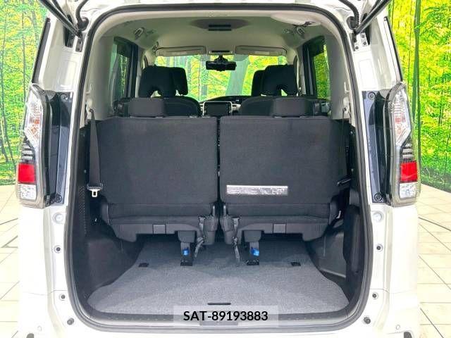 Nissan SERENA 2019-01 332134-11