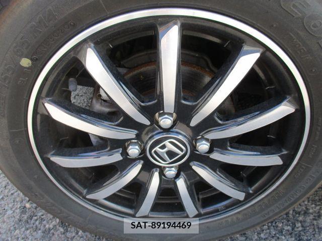 Honda N-WGN 2017-09 203581-11