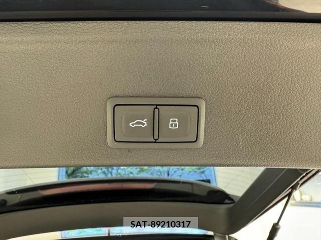 Audi A4 2017-09 292614-15