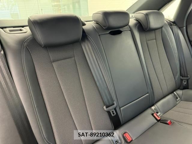 Audi A4 2019-07 261025-14