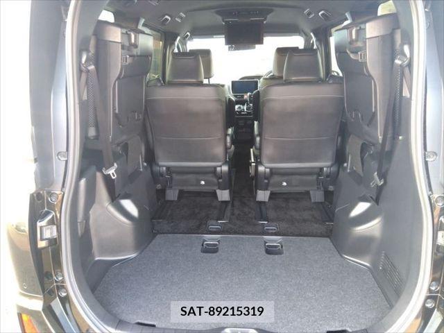 Toyota VOXY 2021-12 321692-6