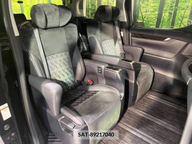 Toyota VELLFIRE 2015-10 369783-11