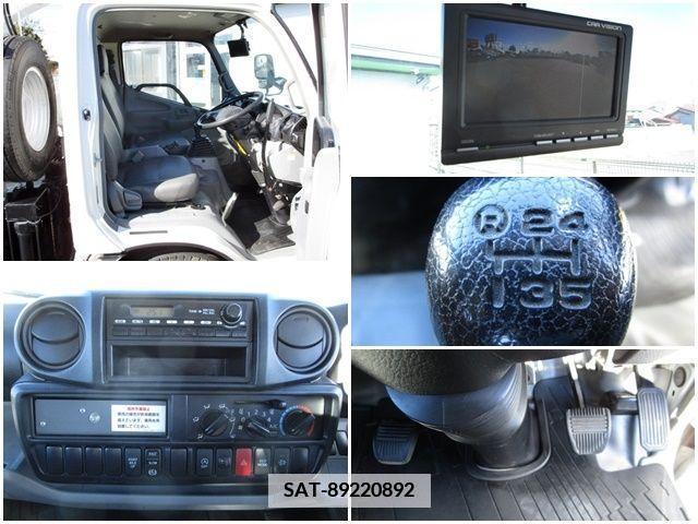Hino DUTRO 2014-08 338826-8