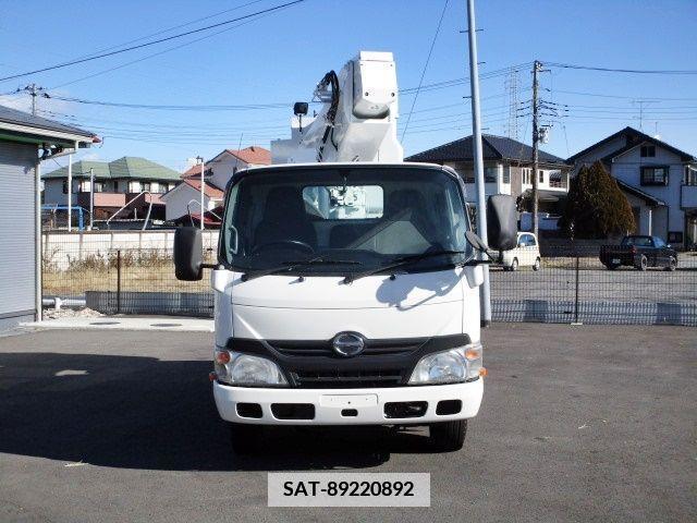 Hino DUTRO 2014-08 338826-1