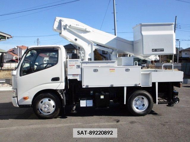 Hino DUTRO 2014-08 338826-3