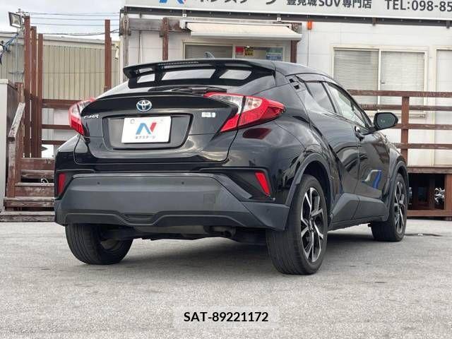 Toyota C-HR 2017-07 323021-19
