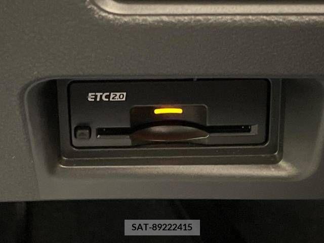 Nissan SERENA 2023-10 340058-7