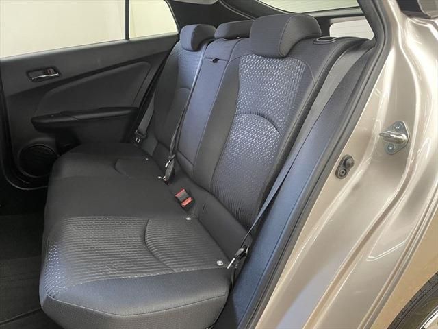 Toyota PRIUS 2016-09 10236-22