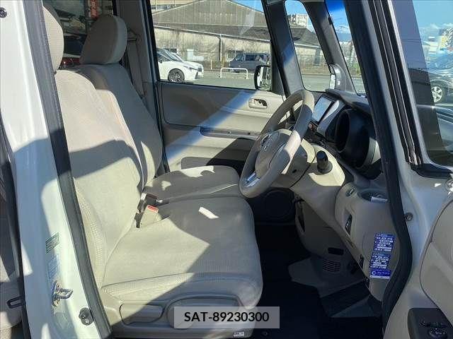Honda N BOX 2016-02 333821-15