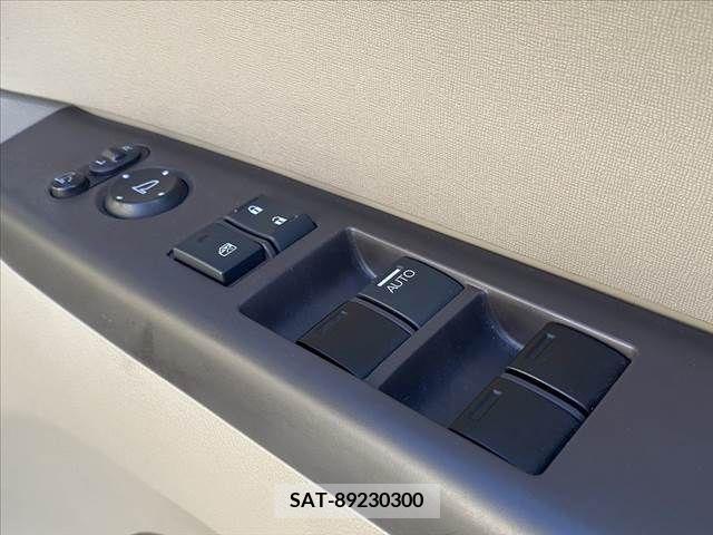 Honda N BOX 2016-02 333821-29