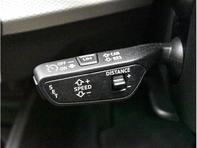 Audi Q2 2022-09 7420-17