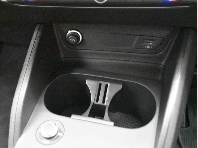 Audi Q2 2022-09 7420-21