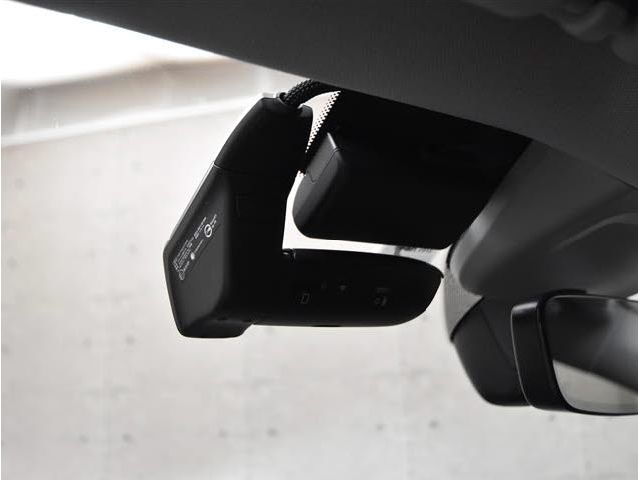 Audi Q2 2022-09 7420-25