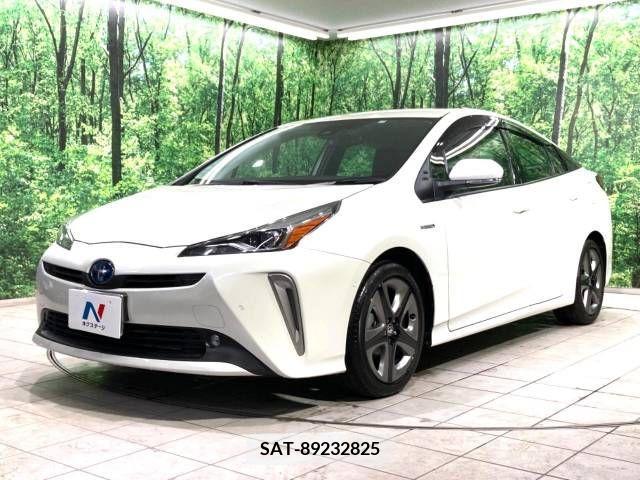 Toyota PRIUS 2019-07 217938-16
