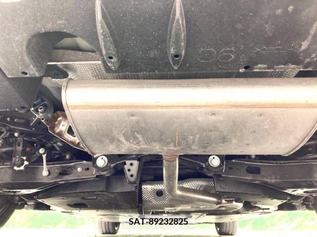 Toyota PRIUS 2019-07 217938-19