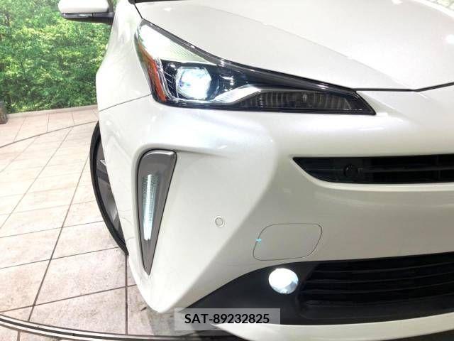 Toyota PRIUS 2019-07 217938-11