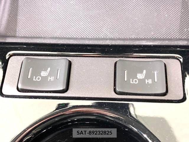 Toyota PRIUS 2019-07 217938-5