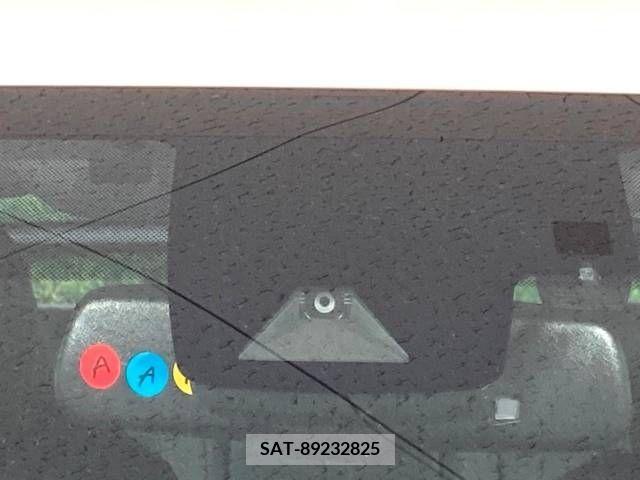 Toyota PRIUS 2019-07 217938-4