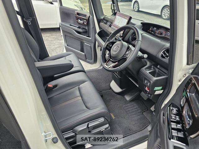 Honda N BOX 2023-01 325326-2