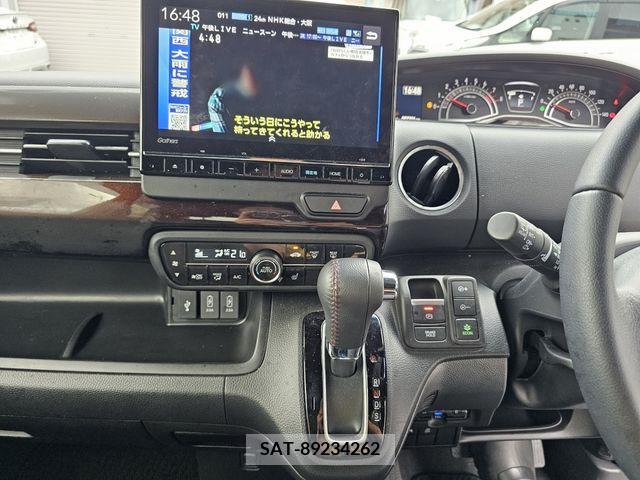 Honda N BOX 2023-01 325326-9