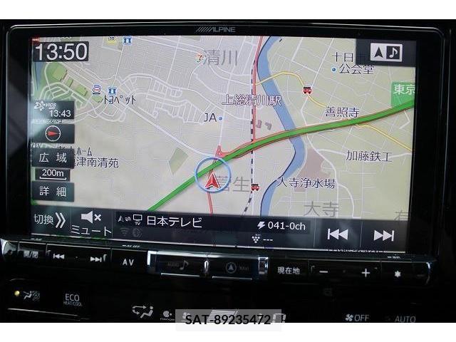 Toyota PRIUS 2019-04 366470-1