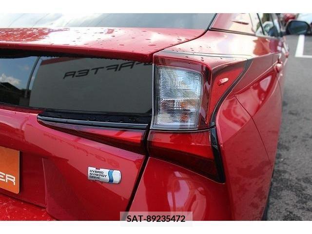 Toyota PRIUS 2019-04 366470-10