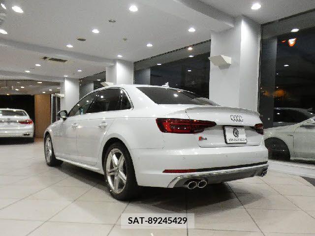 Audi S4 2017-11 340394-2
