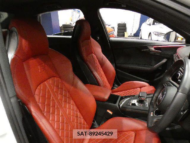 Audi S4 2017-11 340394-24