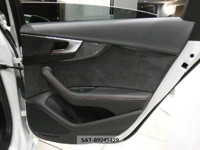 Audi S4 2017-11 340394-23