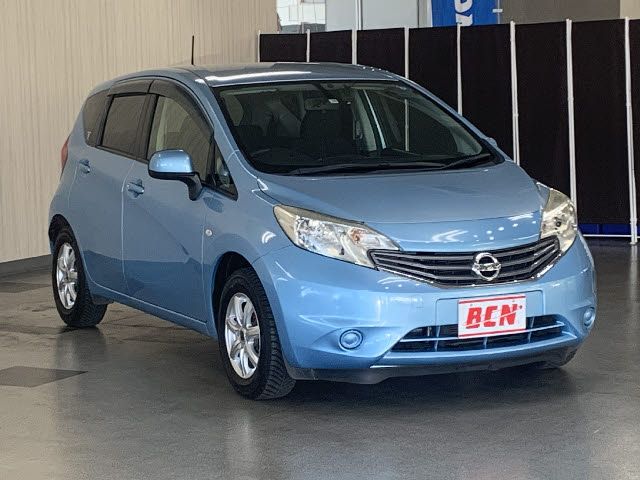 Nissan NOTE 2013-08 12542-6