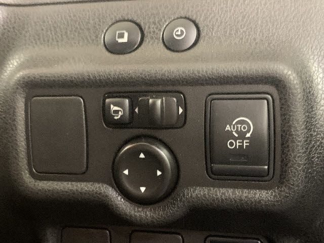 Nissan NOTE 2013-08 12542-11