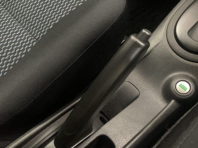 Nissan NOTE 2013-08 12542-15