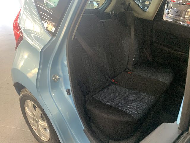 Nissan NOTE 2013-08 12542-3