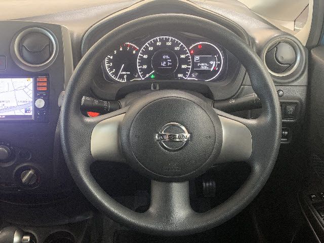 Nissan NOTE 2013-08 12542-13
