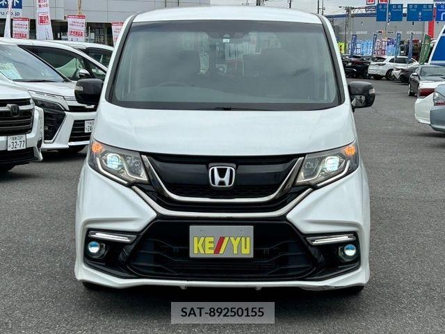 Honda STEP WGN 2018-03 326040-4