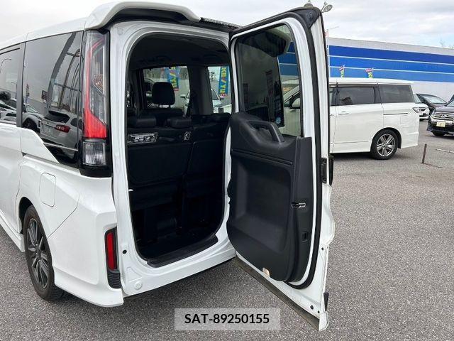 Honda STEP WGN 2018-03 326040-17