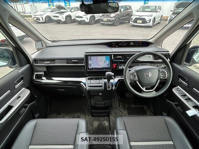 Honda STEP WGN 2018-03 326040-2