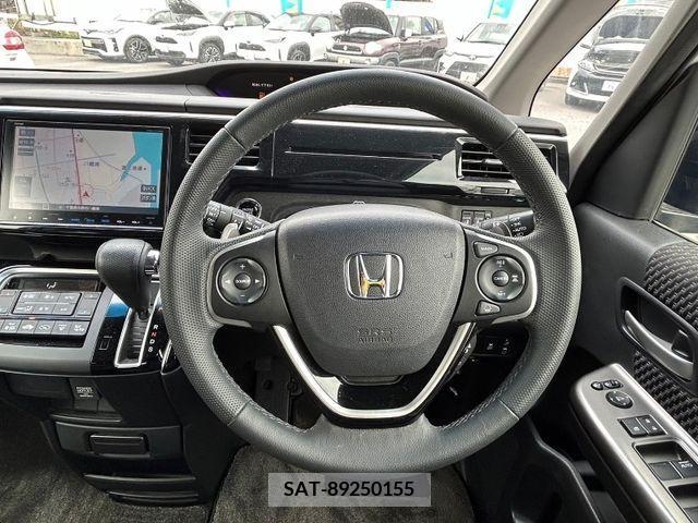 Honda STEP WGN 2018-03 326040-9