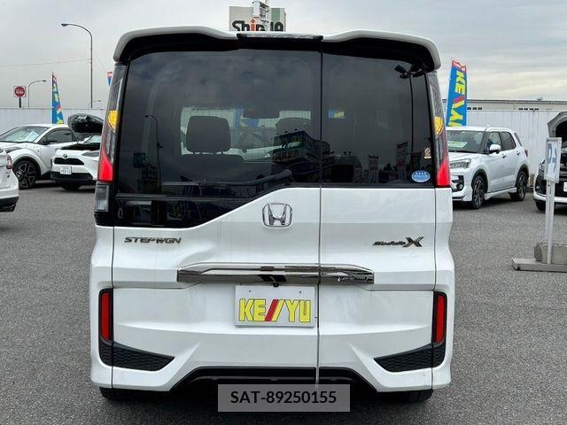 Honda STEP WGN 2018-03 326040-5