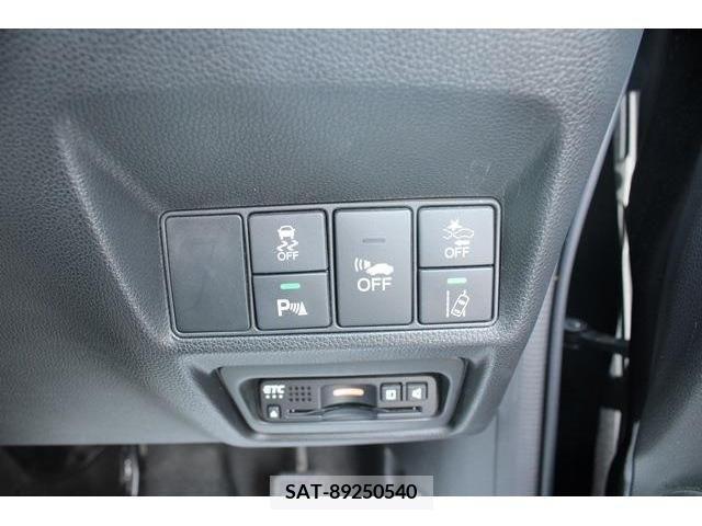 Honda STEP WGN 2017-12 324699-4