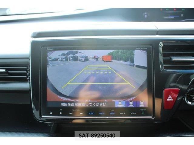 Honda STEP WGN 2017-12 324699-2