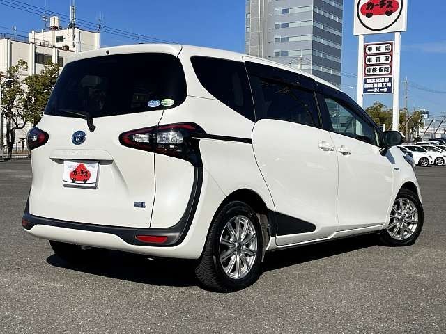 Toyota SIENTA 2018-04 190820-2