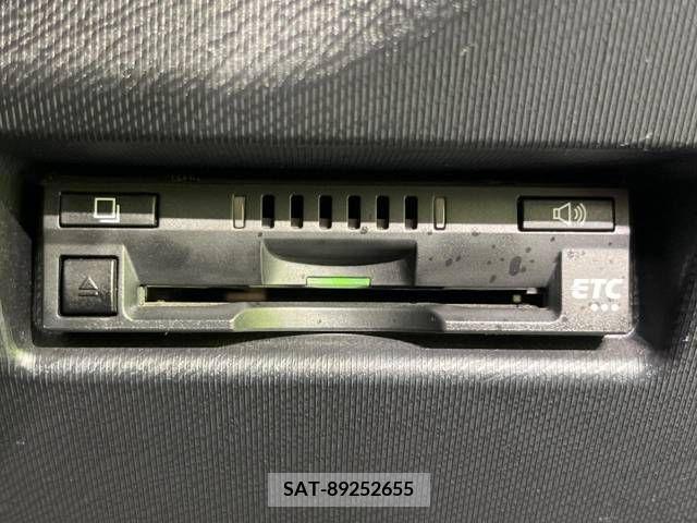 Toyota AQUA 2018-07 314351-6