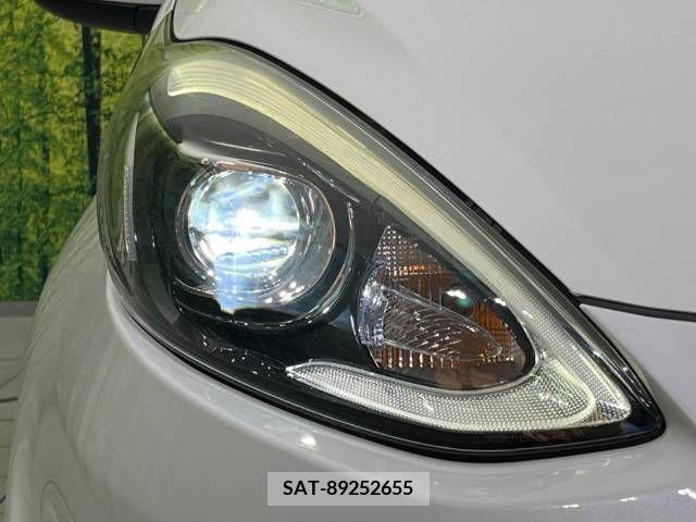Toyota AQUA 2018-07 314351-11