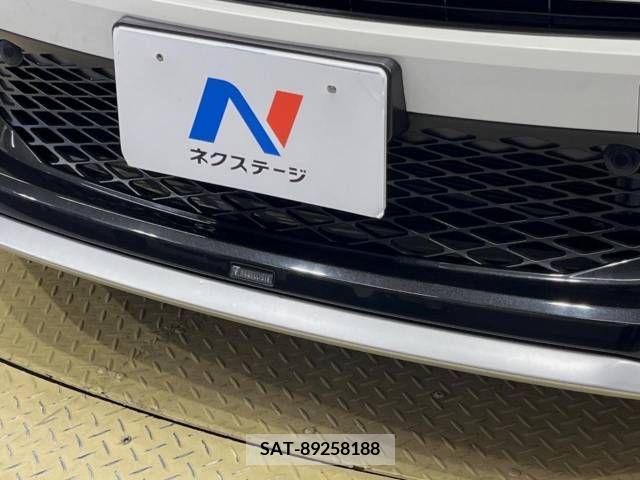 Toyota C-HR 2017-05 264219-2