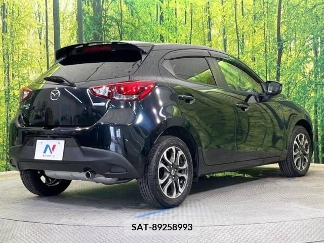 Mazda DEMIO 2015-07 359447-17