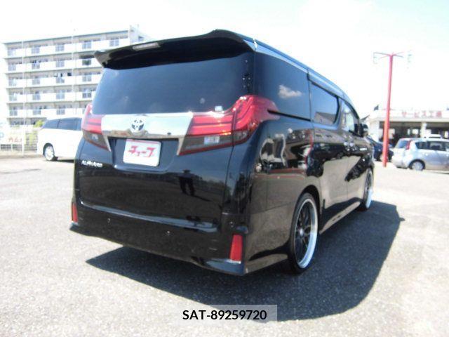 Toyota ALPHARD 2017-03 355609-2