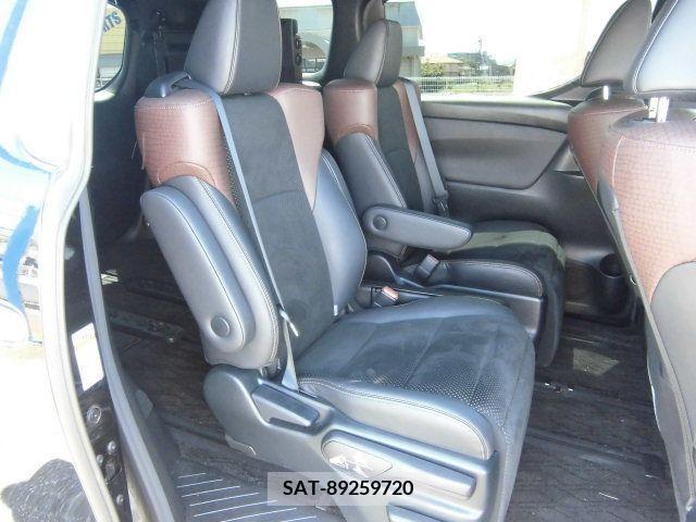 Toyota ALPHARD 2017-03 355609-9