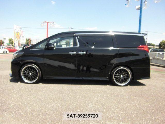 Toyota ALPHARD 2017-03 355609-4