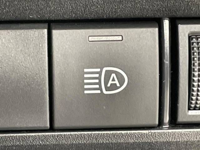 Toyota NOAH 2023-06 195944-6
